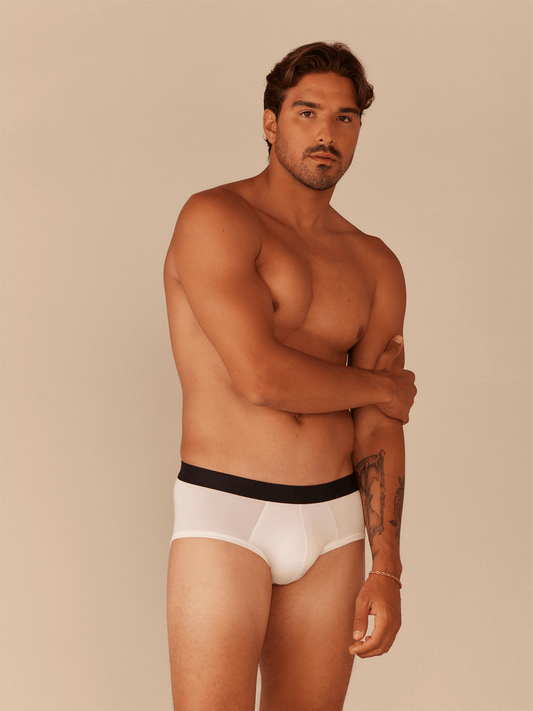 Brief | White